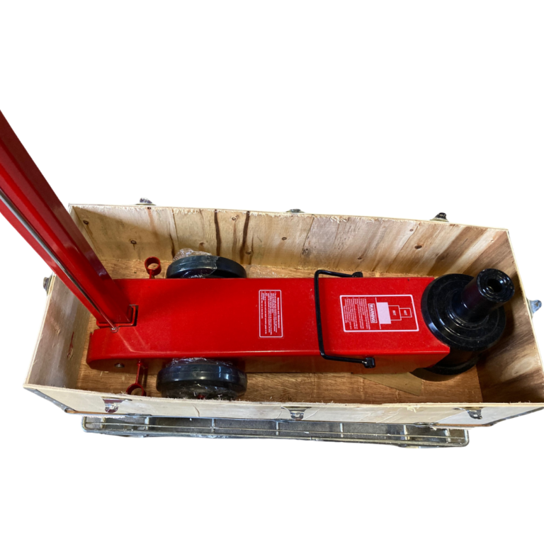 Cric hydraulique pneumatique 80T Bergson Maker dans sa caisse en bois, vue de côté.